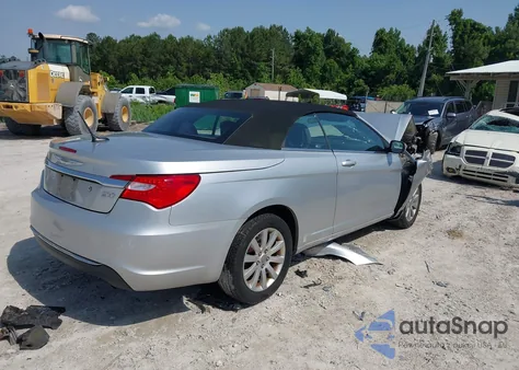 2012 Chrysler 200 Touring из США, поврежденный, VIN 1C3BCBEB7CN218521